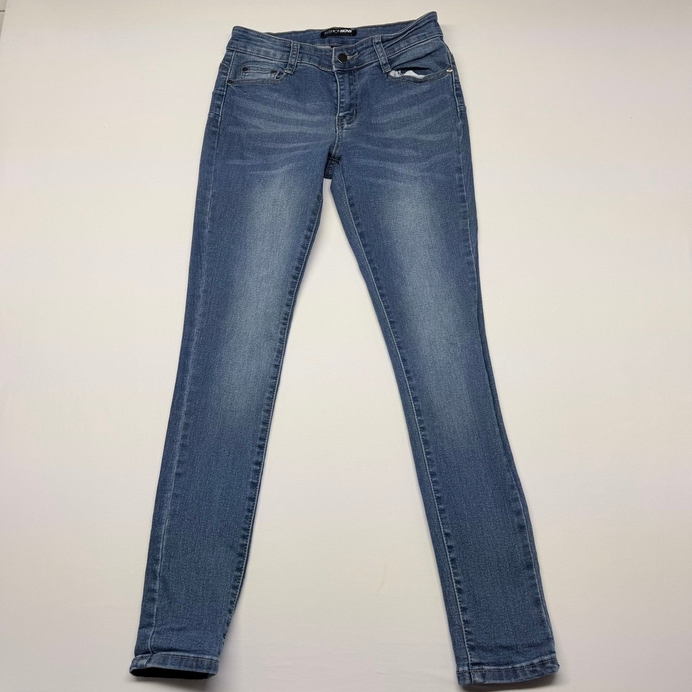Fashion Nova Womens Size 7 Blue Medium Wash Skinny Denim Jeans Mid Rise Stretch